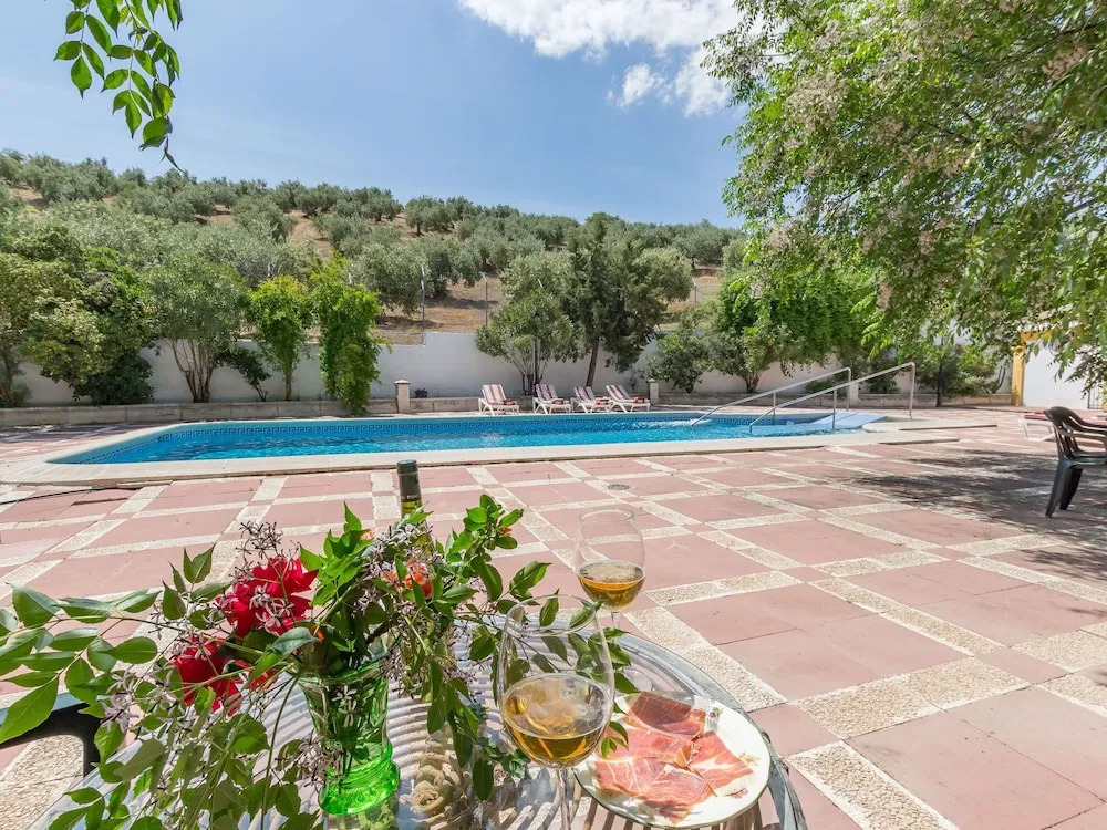 Villa in Priego with pool near Sierras Subbéticas