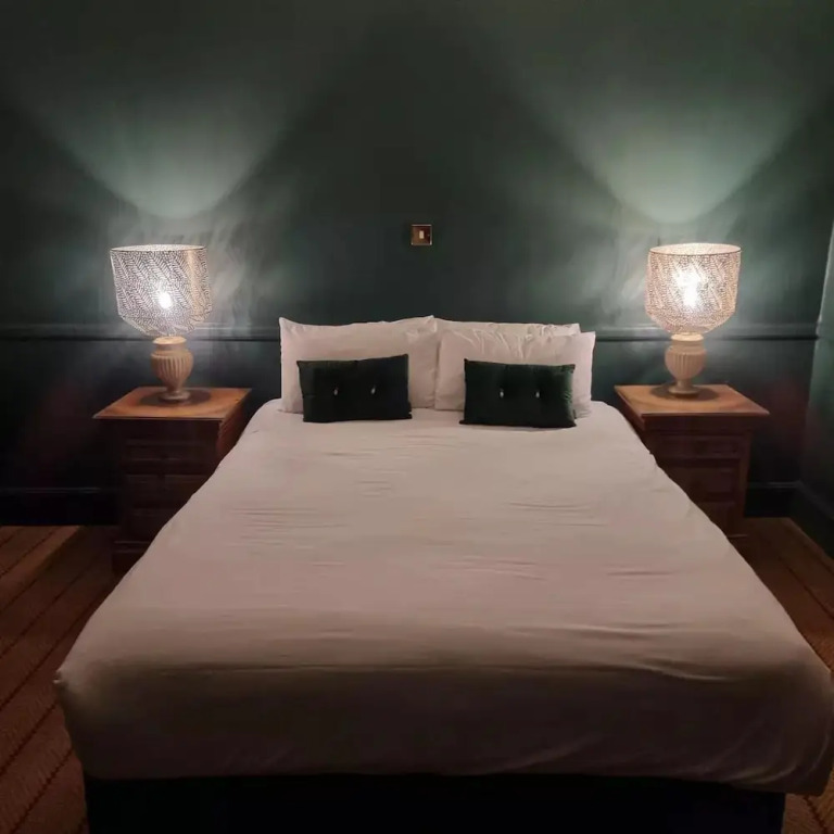 The Oak Hotel
