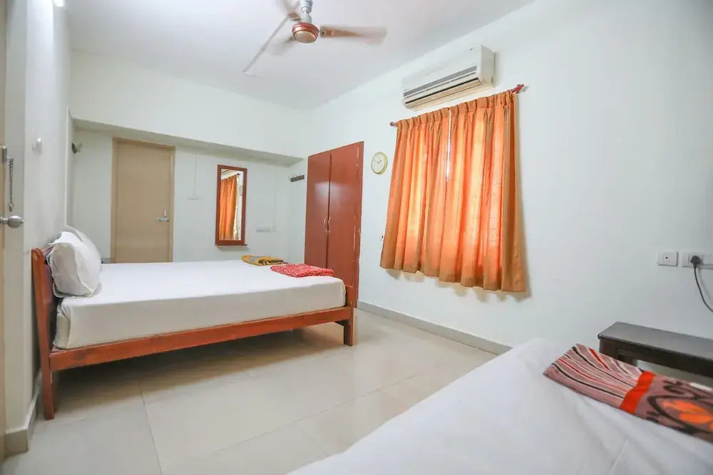 ULO Saicharan Comfort Inn