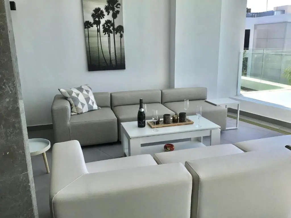 The View Luxury Vacation Apartment 2