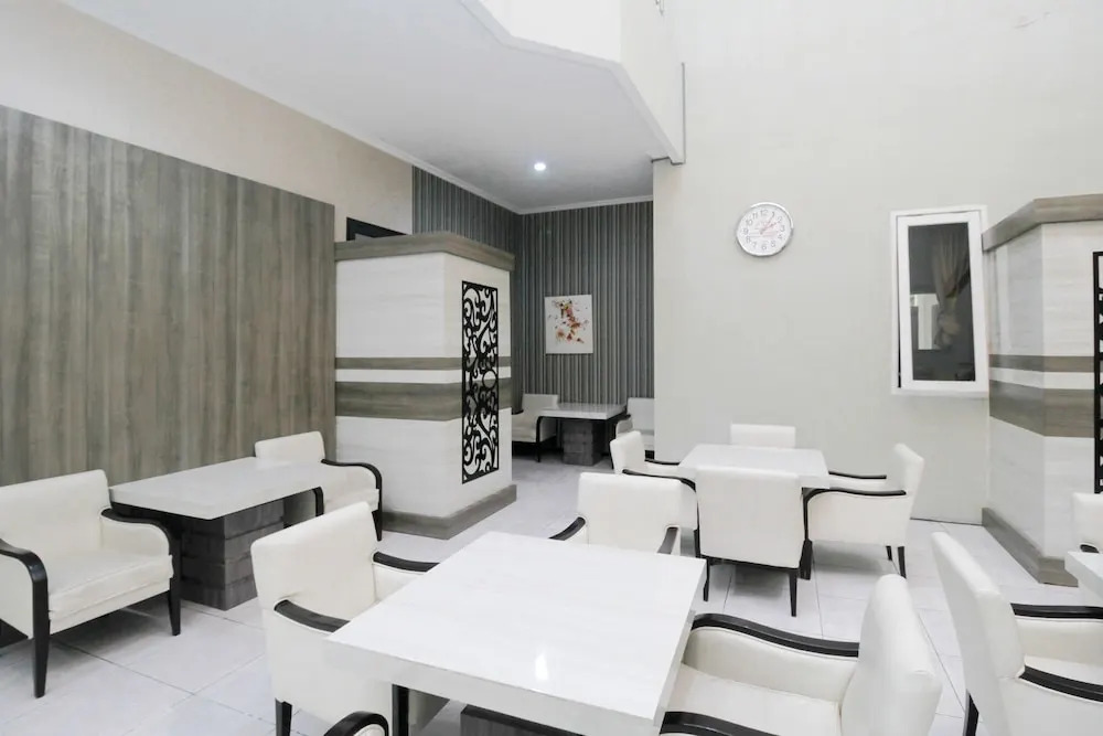 Airy Sukolilo Nginden Intan Timur Enam F1 3 Surabaya