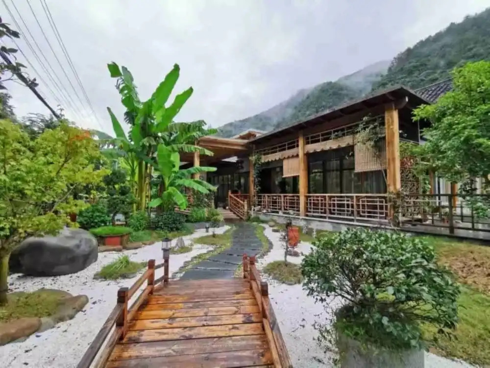 Floral Hotel Tiao Yu Tan Linan