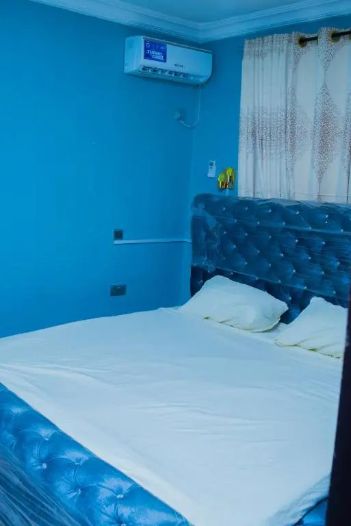3 Bedrooms house for Short let Holiday Apartments