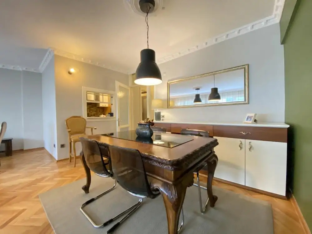 Missafir Gorgeous Flat in the Heart of Beyoglu