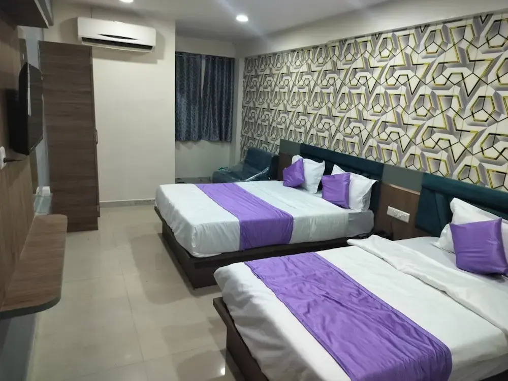 Goroomgo NR Nayan Residency Ahmedabad
