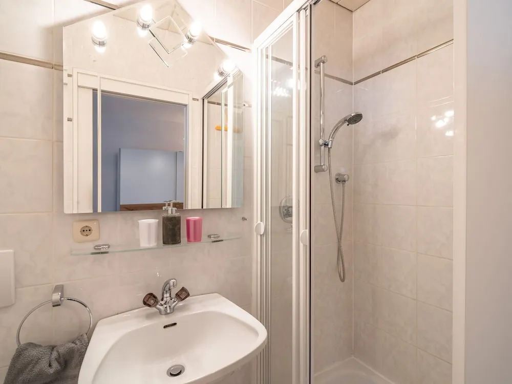 Cozy Apartment in Hopfgarten im Brixental With Parking