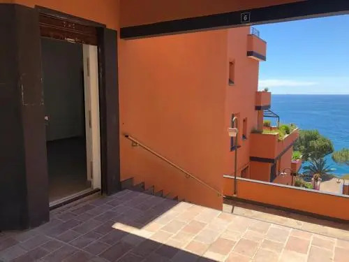 Flat 1 Bedroom 1 Bathroom - Varazze