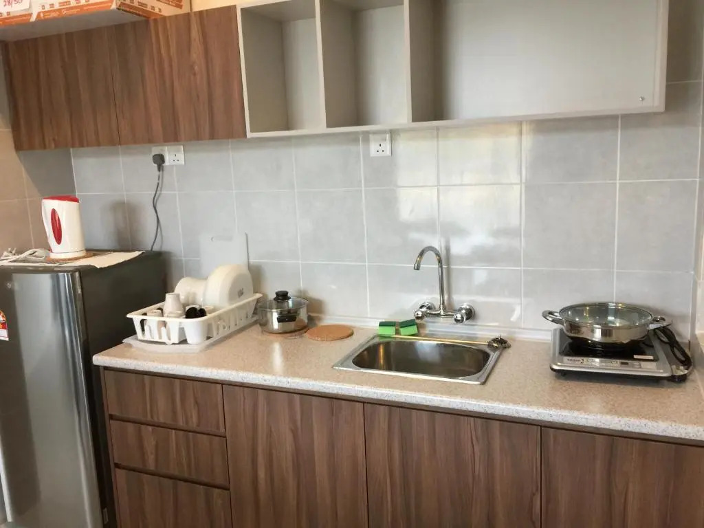 Cameron Barrington Square 1Room @ Golden Hill