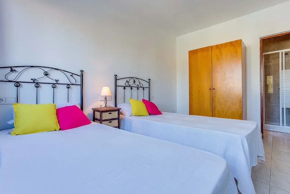 Porto Colom, Villa With Pool x 10 People