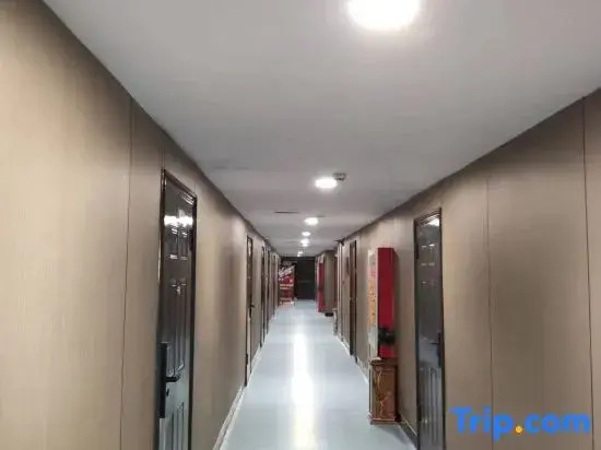 Ulanqab Jiahui Xingchen Homestay (Spring Mall Central Plaza)