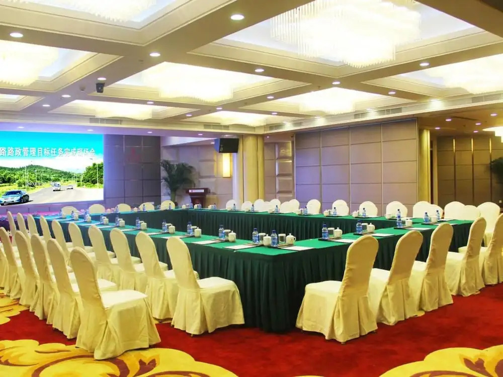 Huatian Hotel