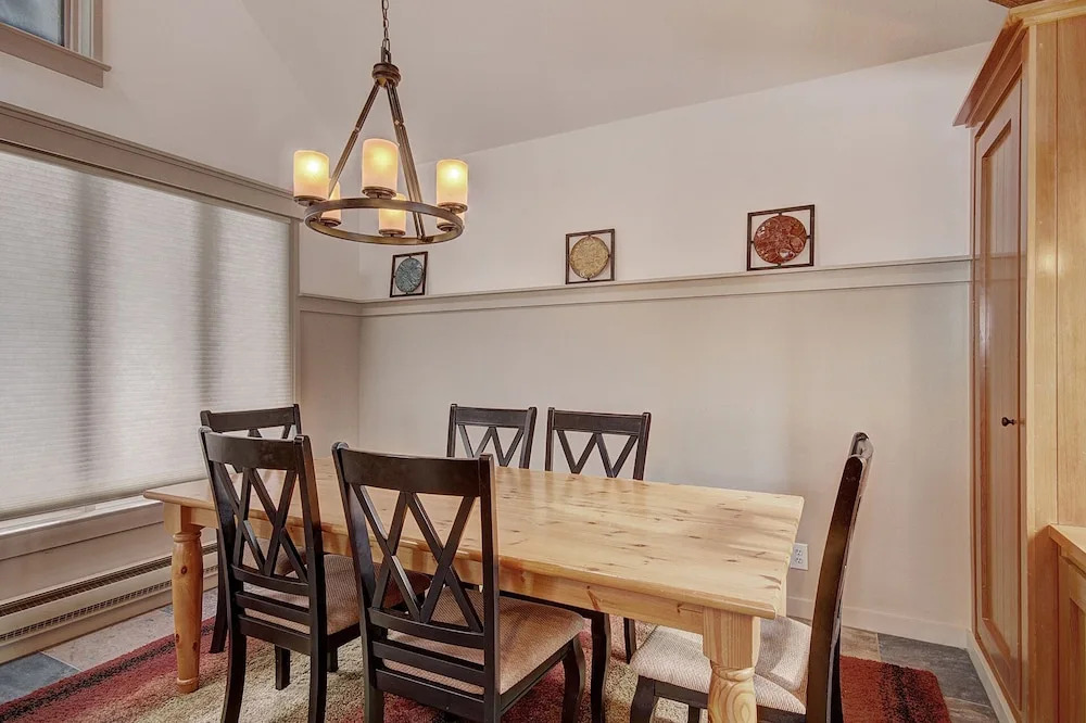 1903 Soda Springs I - 2 Br Townhouse