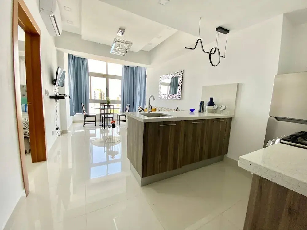 luxury 1br , Pool, Gym, Close Agora Mall