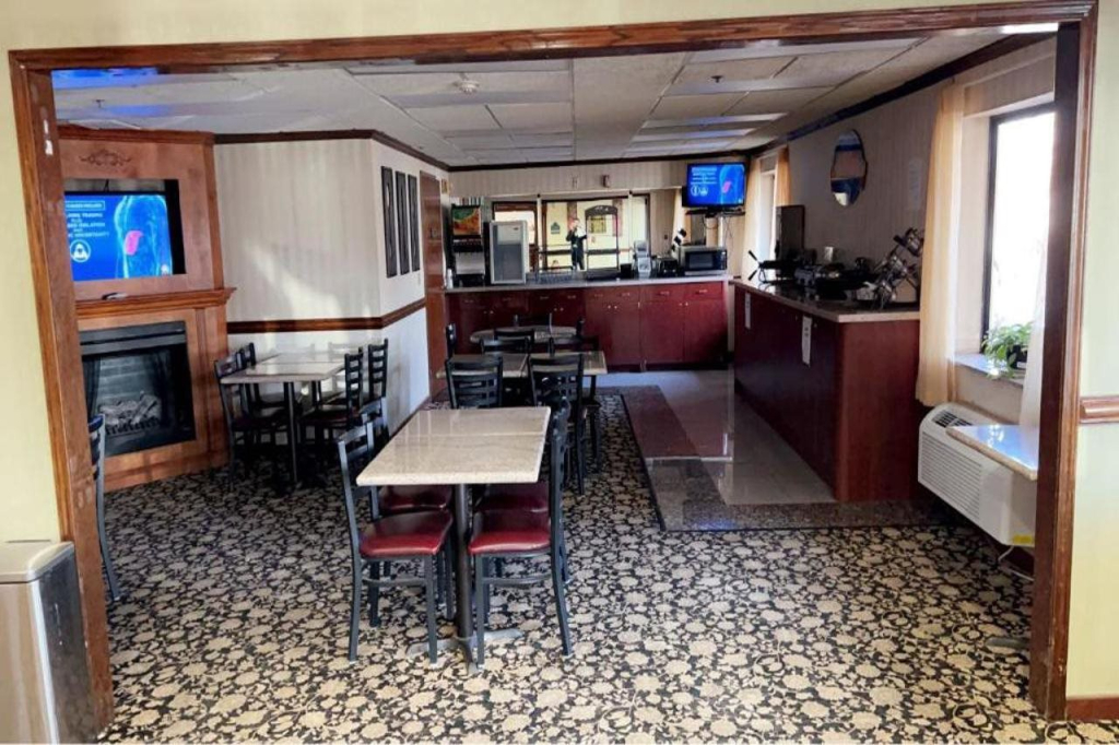 Baymont by Wyndham Battle Creek/I-94