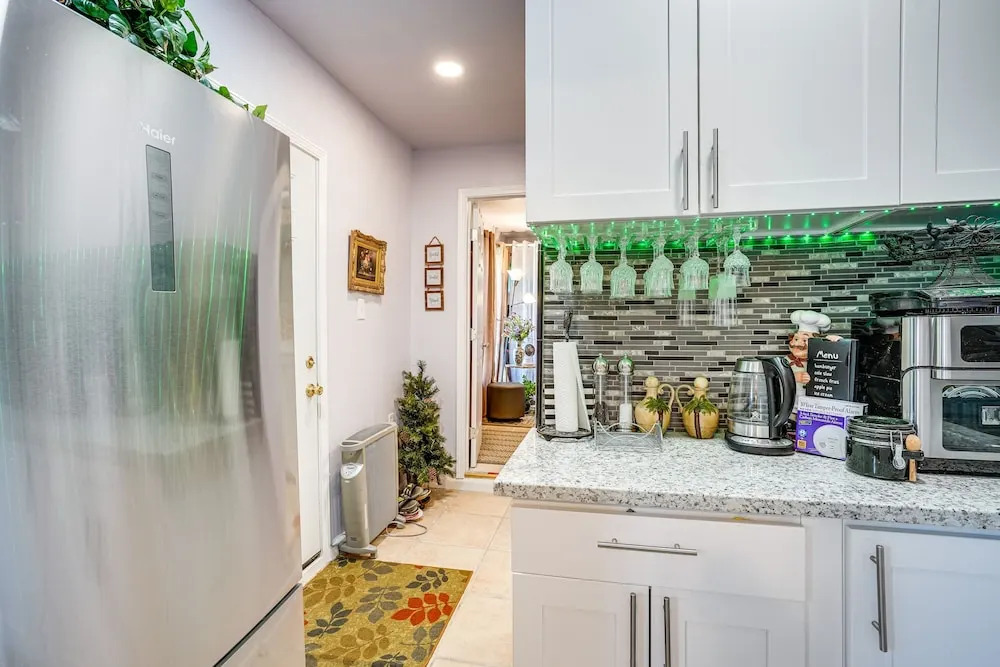 Lush Vallejo Cottage - 20 Mi to Napa Wineries