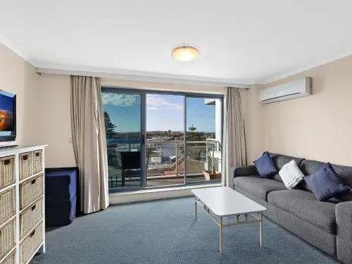 Apartment 521