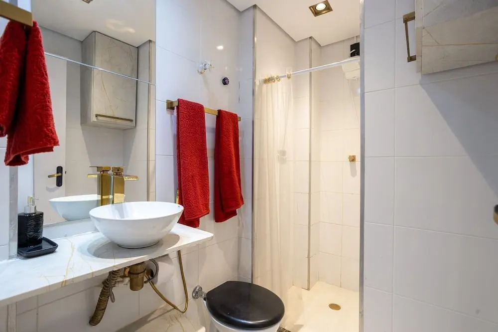 Apartamento no Centro com Wifi e a 500m do Metr