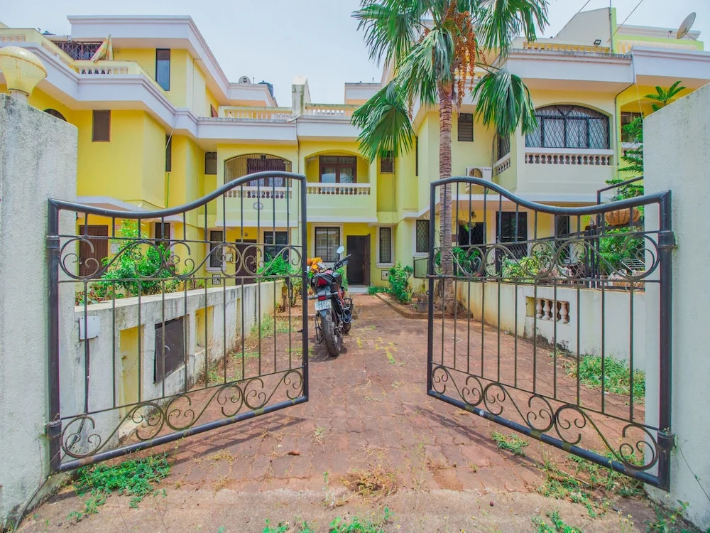 OYO 13617 Home Independent 3BHK Row House Benaulim
