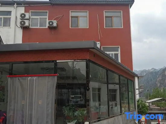 Yeshanpo Yongqing Hotel
