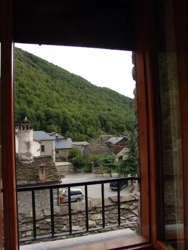 Hostal Pirineos Sarvisé