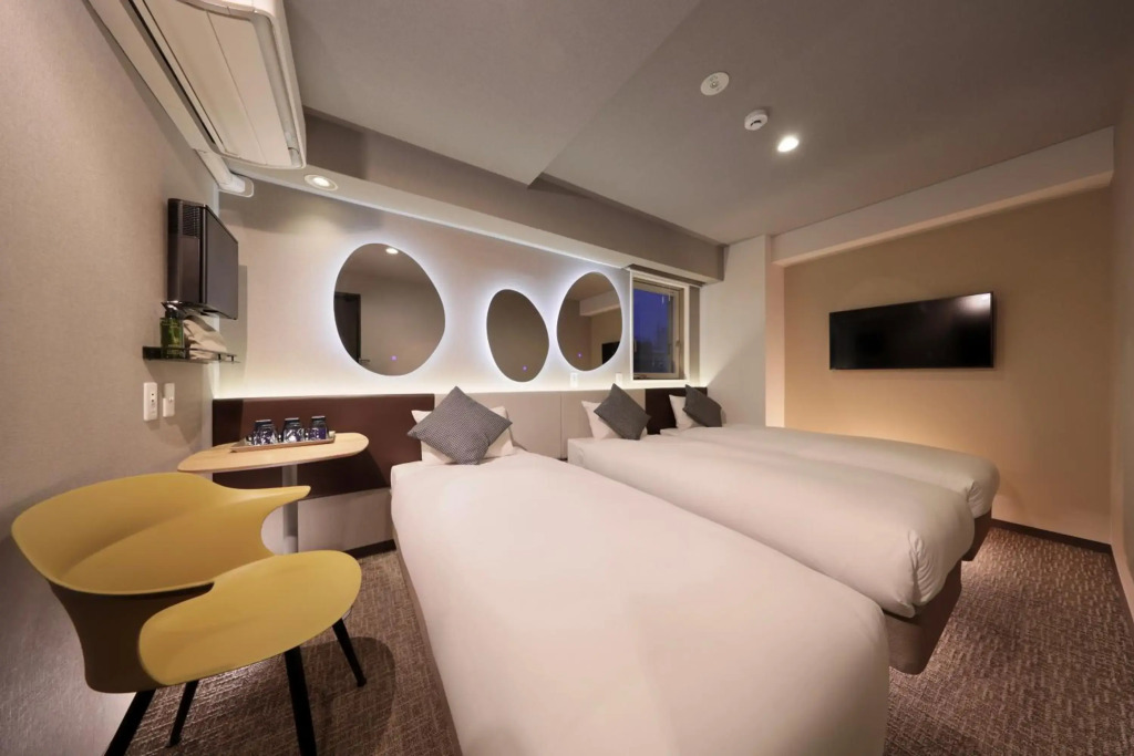 Tennouji Crystal Hotel