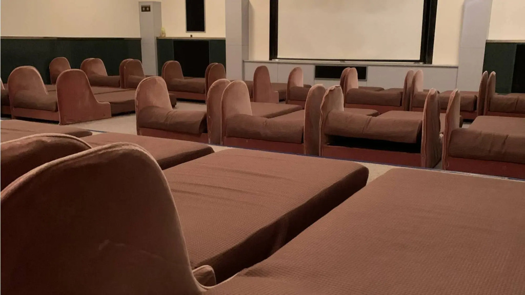 Funabashi Grand Sauna and Capsule Hotel