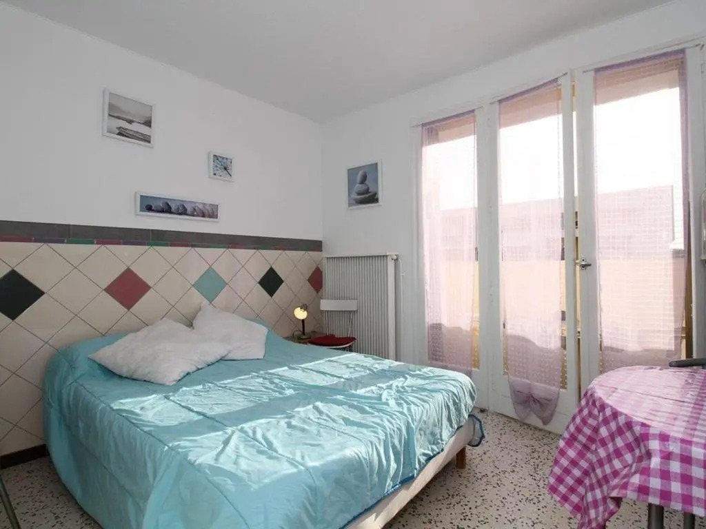 Appartement Balaruc-les-Bains, 1 pièce, 2 personnes - FR-1-553-47