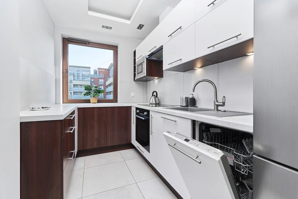 Nowa Teczowa Apartments by Renters