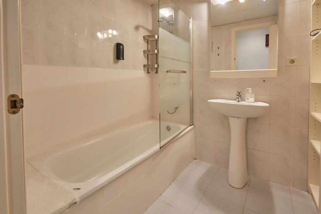Two Bedrooms Leonor Davalos 2
