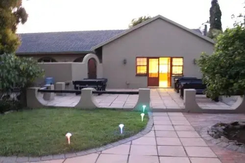 Safari Manor