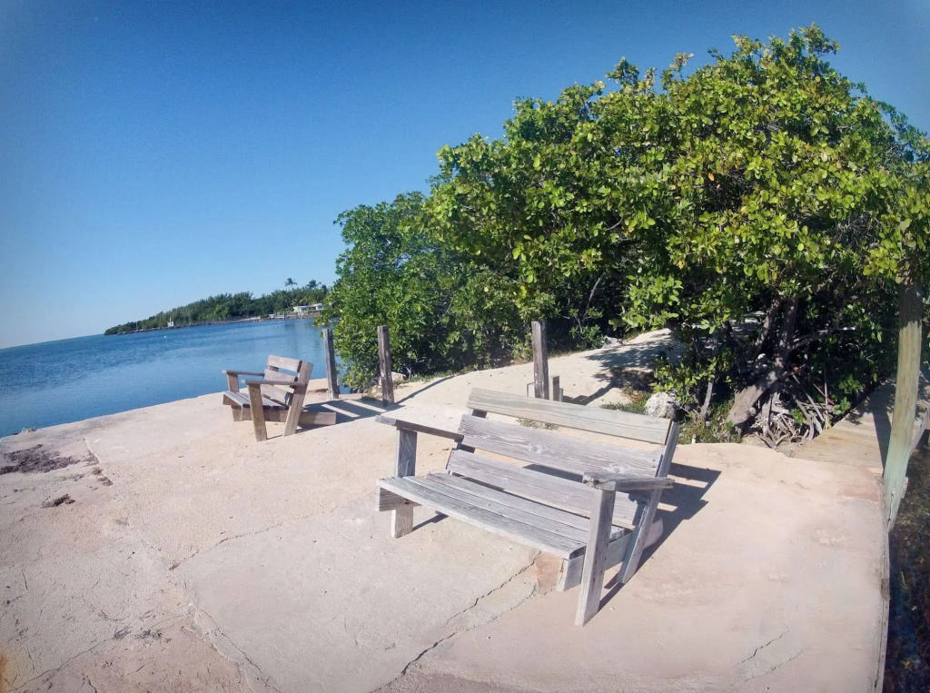 Coconut Cove Resort & Marina