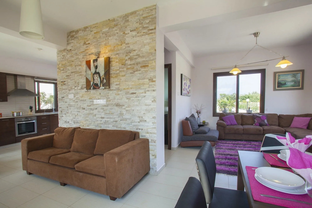 Villa Grecos Grove