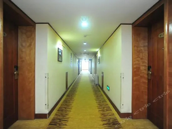Huazhou Hotel Yunnan
