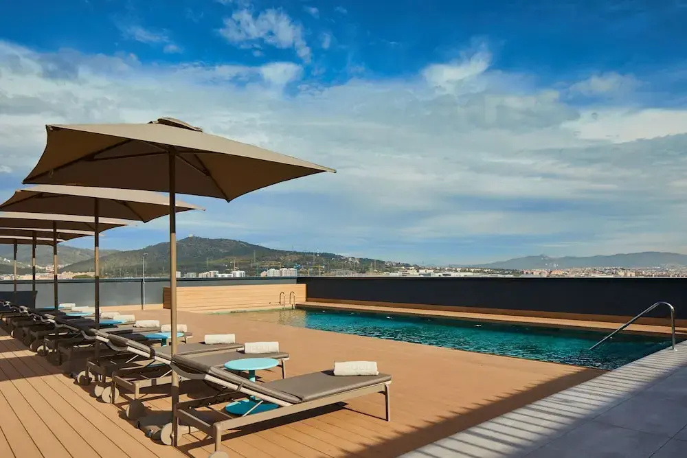 Maria House-The Style Airport Barcelona