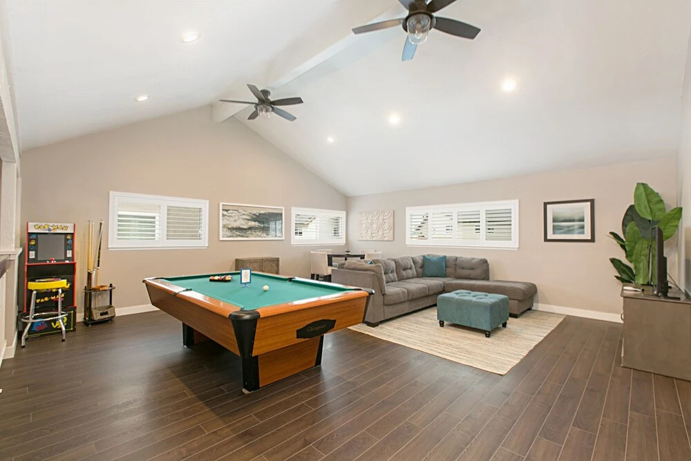 San Diego Oasis W/ Private Pool, Spa, & Pool Table Home