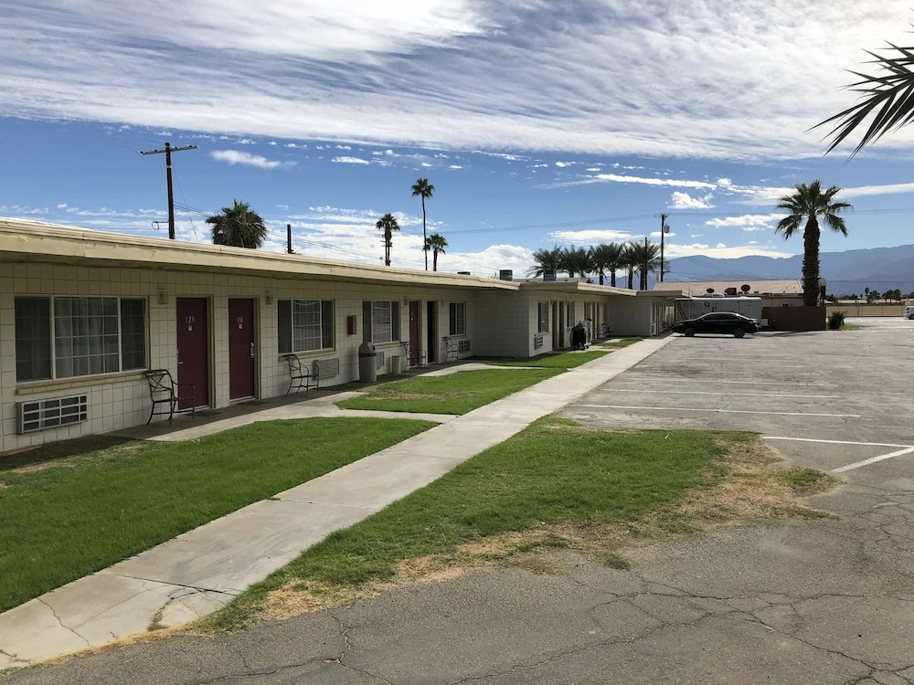 Western Sands Motel