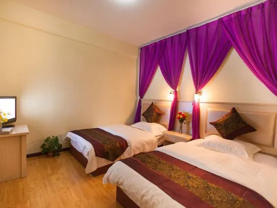 Lijiang Juxian Hotel