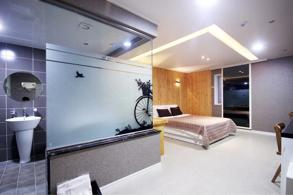 Hotel WEP Gimhae