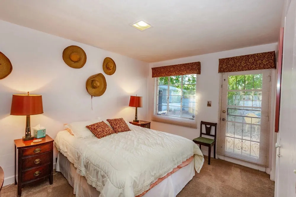 Readers Holmes 2BR by Casago