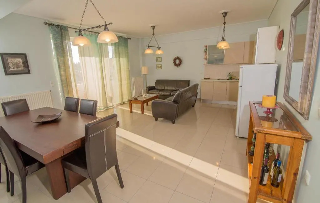 Kalamata Suites Marina