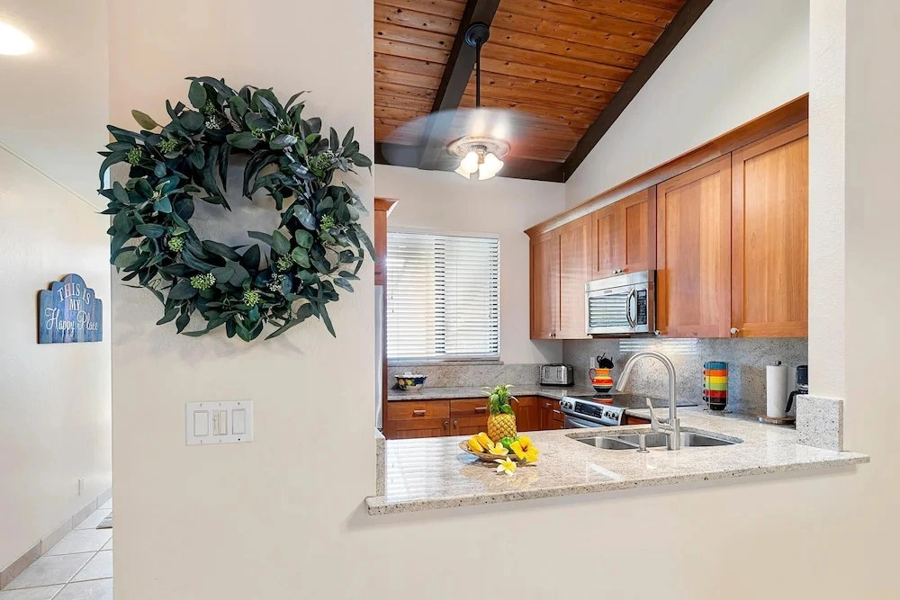 Keauhou Kona Surf & Racquet Club#9-304