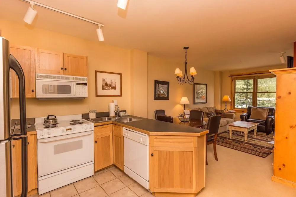 Buffalo Lodge #8326 - 1 Br Condo