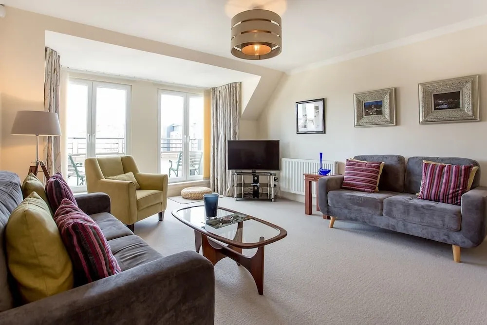 City Centre 3bed/3bath