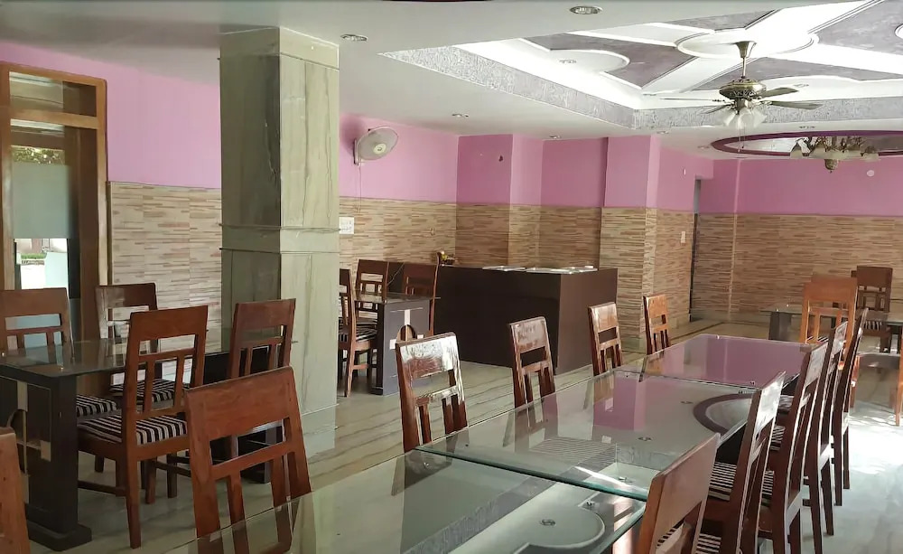 Hotel Jagdambay