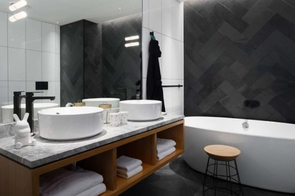 Museum Apartment Hotel, Independent Collection by EVT