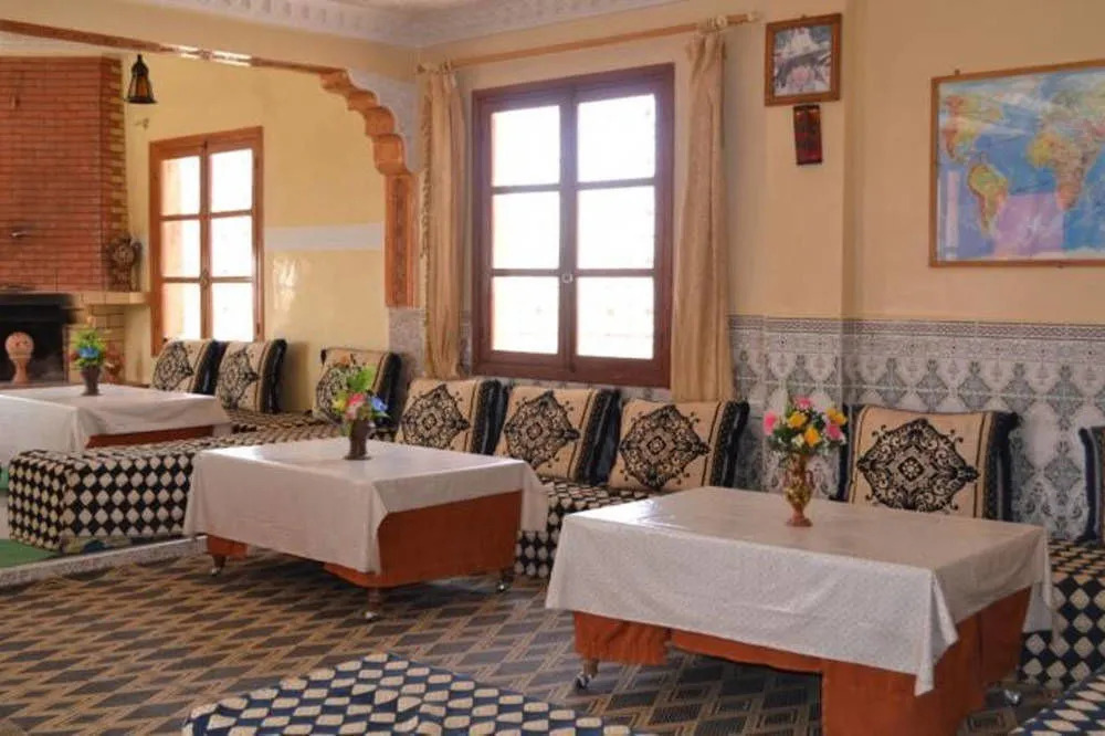 Hotel Almanader