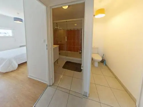 Apartment Ploemeur Appartement 3 Pieces Moderne Avec Ascenseur Balcon Proche Plages Et Commerces 2