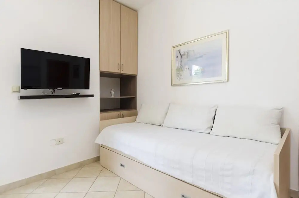 Apartments Jelica