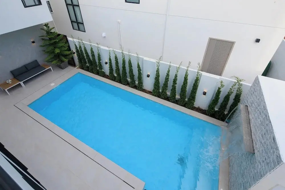 A9 Airport Modern Pool Villa