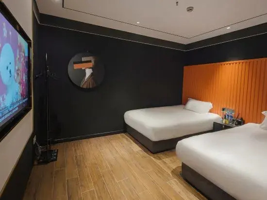 J e-sports Hotel (Shanghai Songjiang University Town)